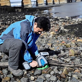 4300 Handheld FTIR Spectrometer